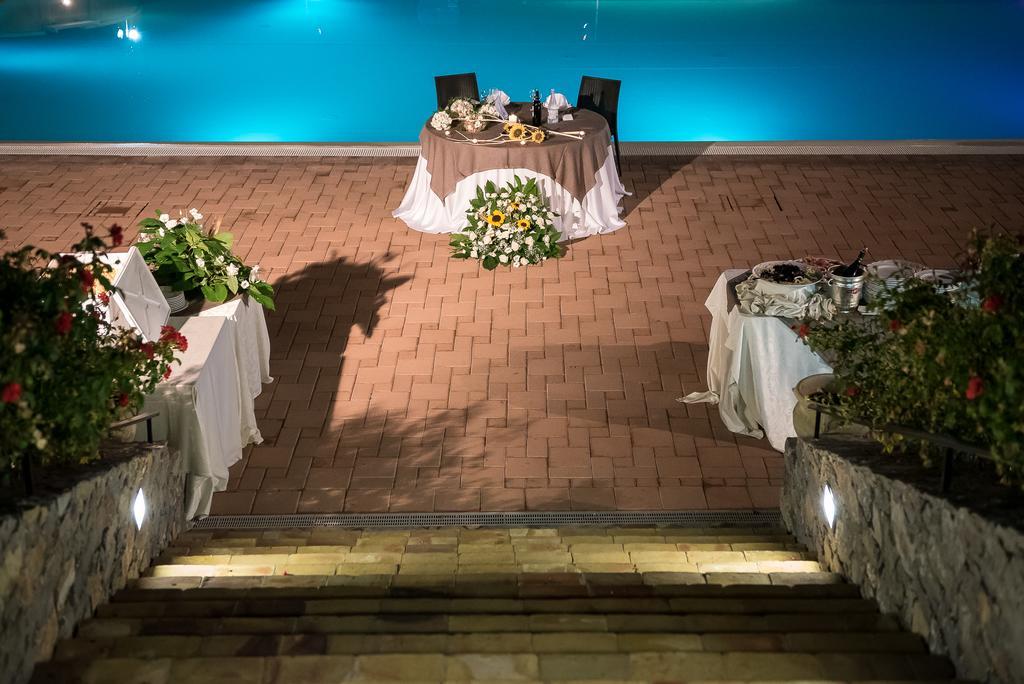 Valle Himara Guest House Piana Degli Albanesi Exterior foto